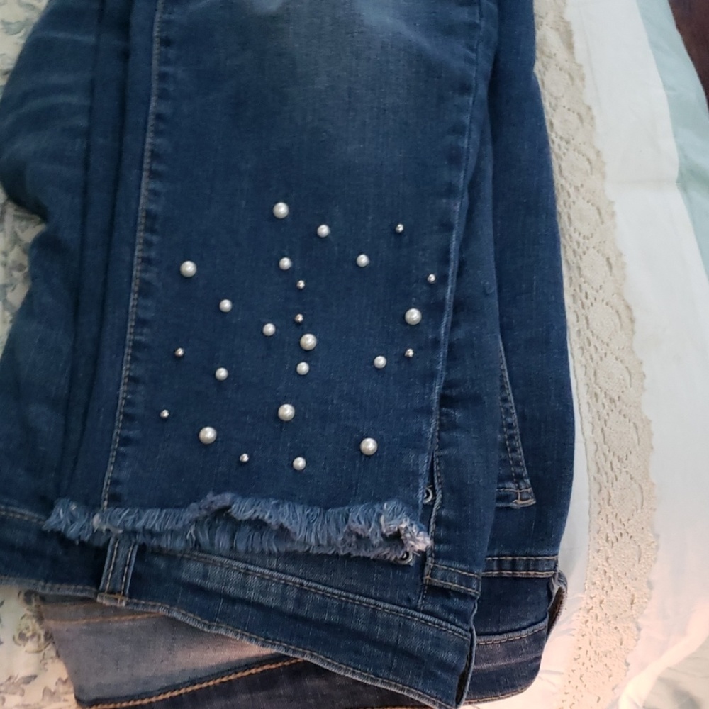 Pearl bottom jeans